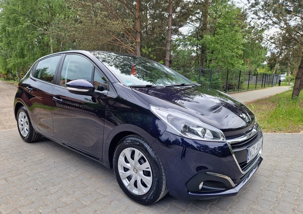 Peugeot 208 cena 28900 przebieg: 101000, rok produkcji 2016 z Łochów małe 326